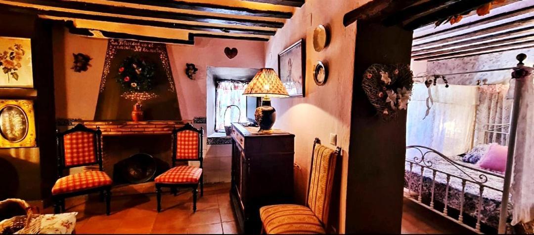 ホテル La Quinta Rural Valeria エクステリア 写真