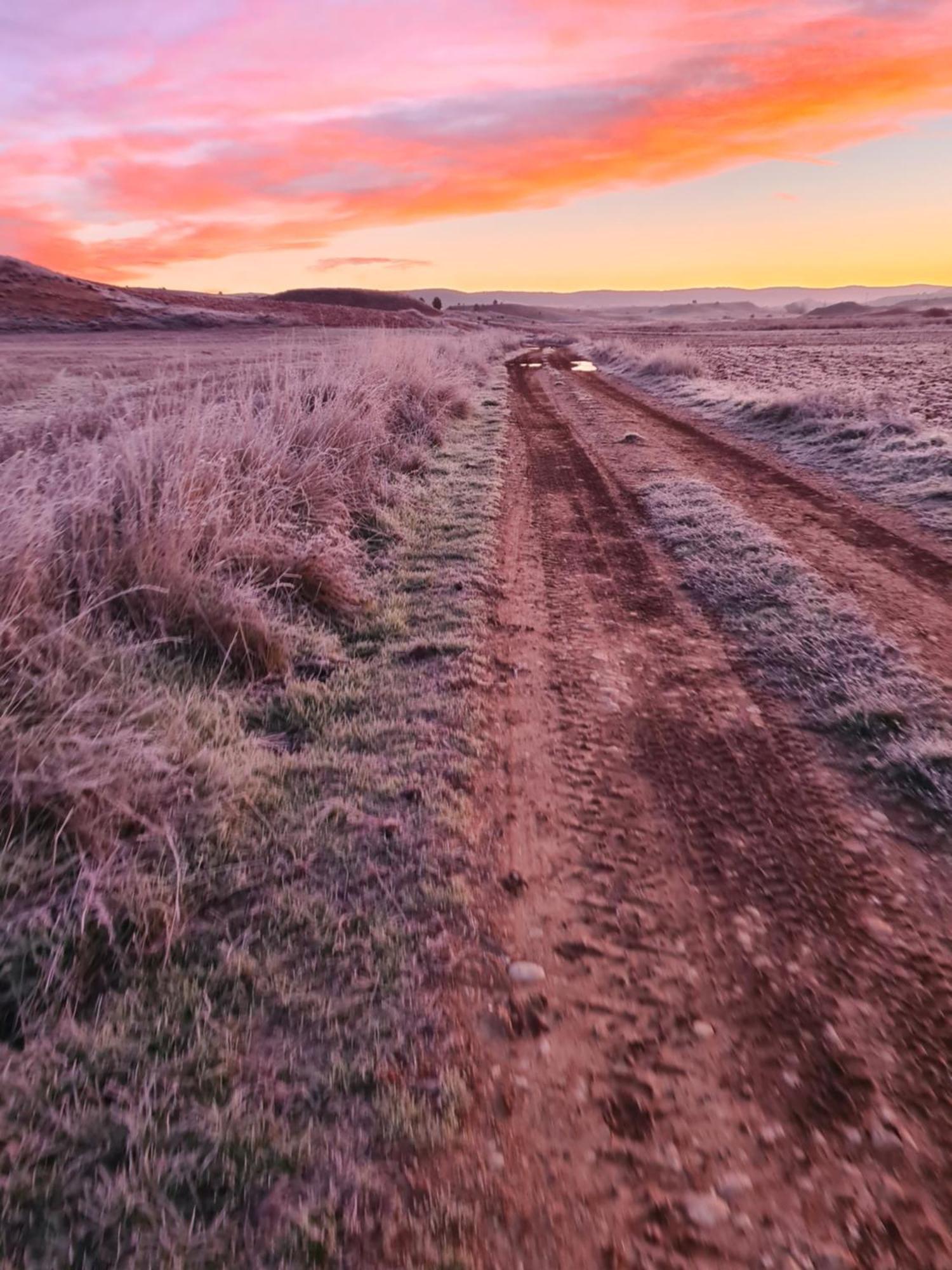 ホテル La Quinta Rural Valeria エクステリア 写真