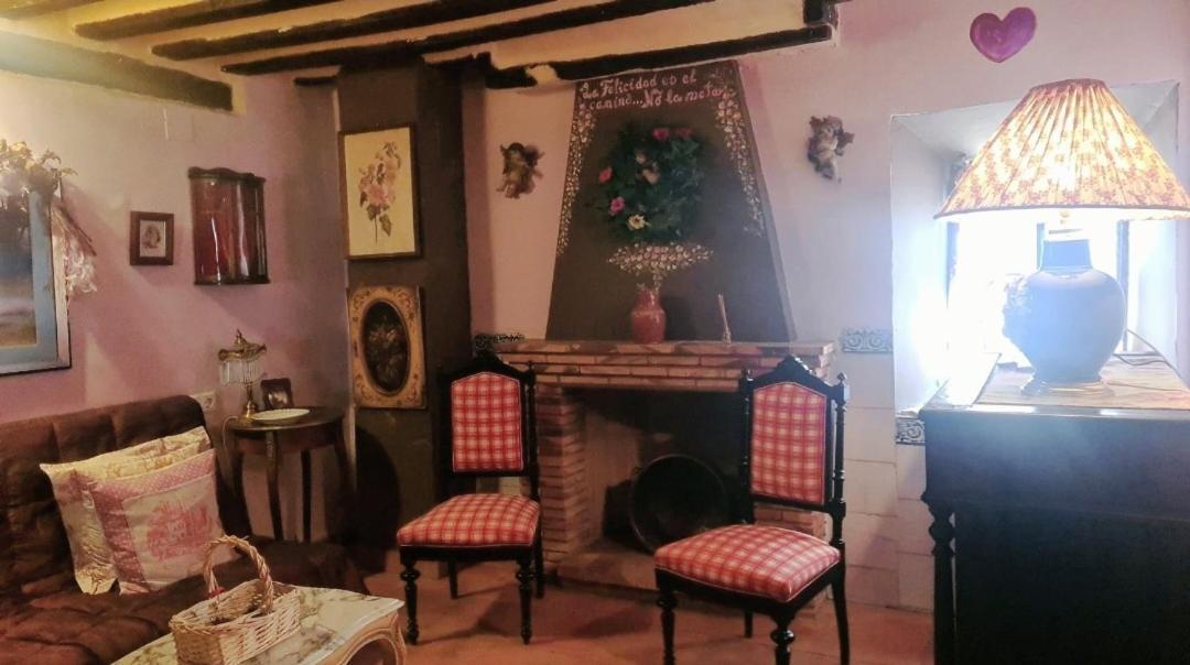 ホテル La Quinta Rural Valeria エクステリア 写真