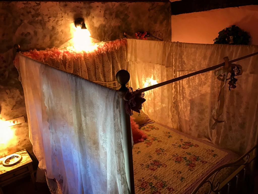 ホテル La Quinta Rural Valeria エクステリア 写真